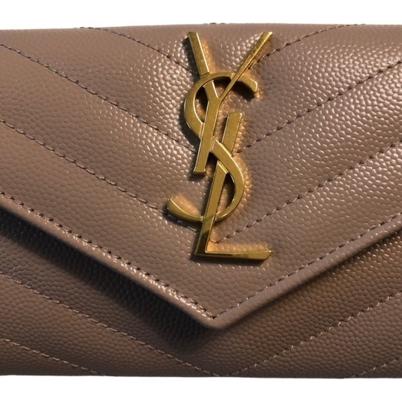 SAINT LAURENT MONOGRAM QUILTED LEATHER FRENCH WALLET DARK BEIGE PREOWNED - Picture 2 of 12